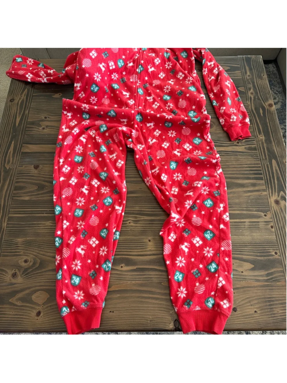 Girls Esmara Christmas One-Piece Pajamas M 8/10 Red Snowflakes Reindeer
